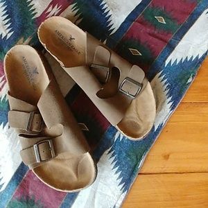 American Eagle burkenstock style sandal